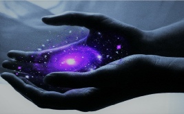 Esencia Girl and man relaxed with life practitioner course learning