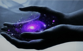 Esencia Girl and man relaxed with life practitioner course learning